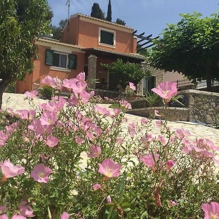 הוילה Pouládes Thomas House מראה חיצוני תמונה