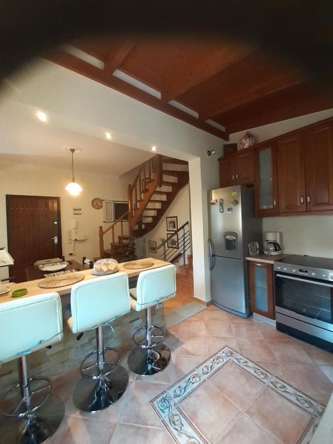 הוילה Pouládes Thomas House מראה חיצוני תמונה