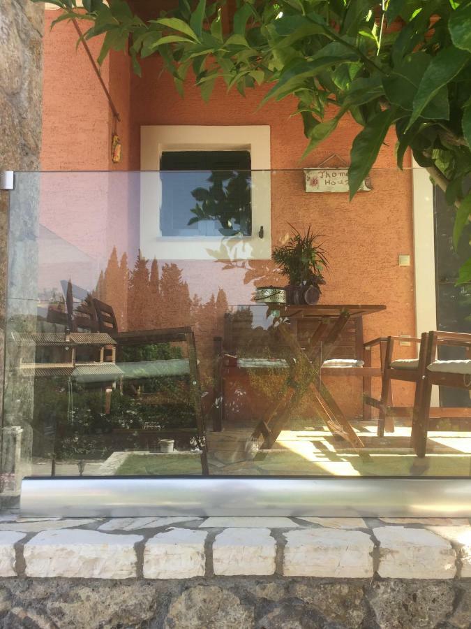 הוילה Pouládes Thomas House מראה חיצוני תמונה